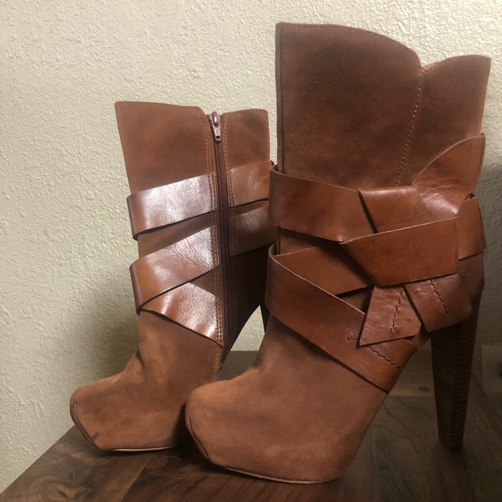 Jessica Simpson Jonas Booties